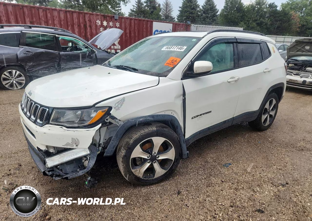 2018 Jeep Compass Latitude VIN:3C4NJCBB5JT102417 - 1