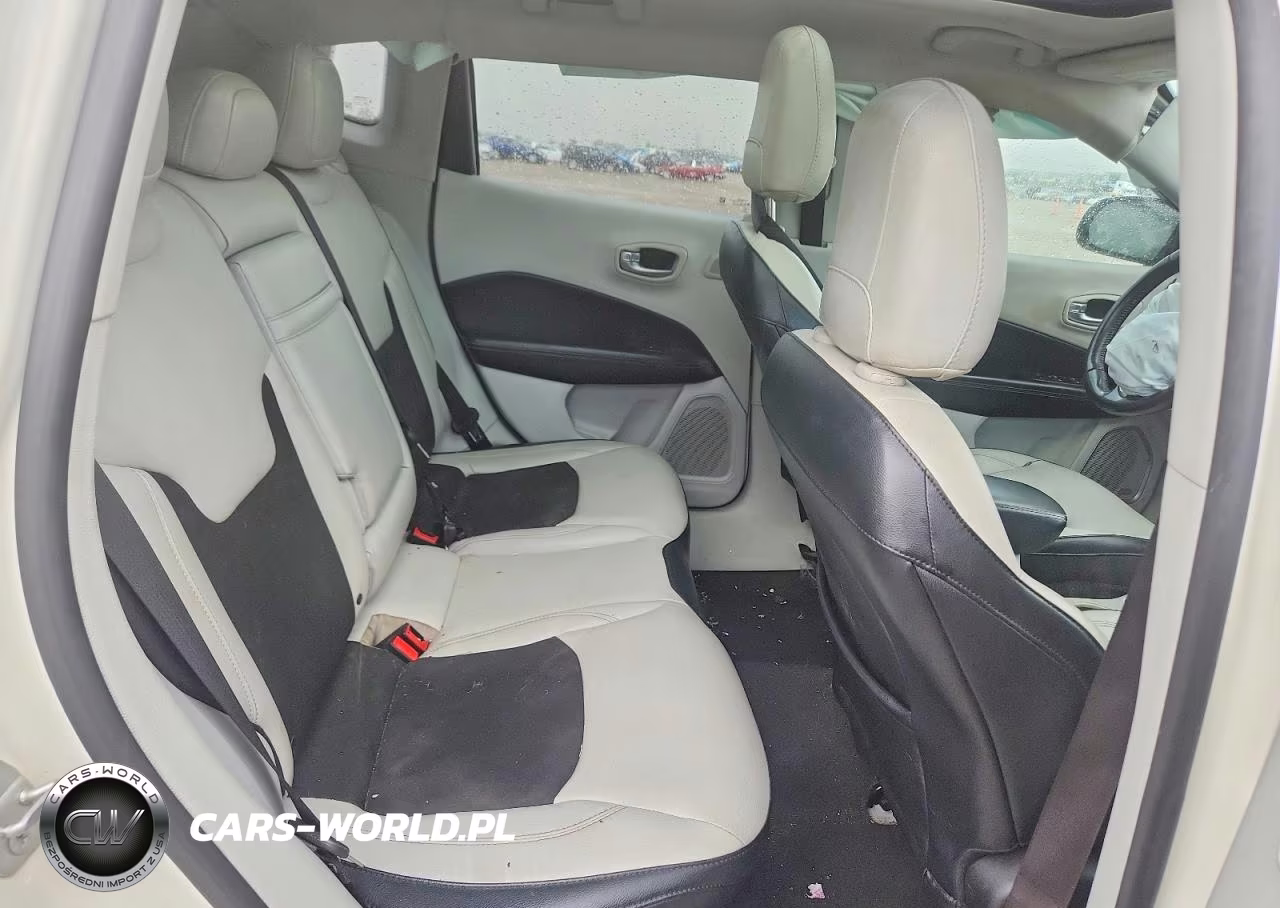 2018 Jeep Compass Latitude VIN:3C4NJCBB5JT102417 - 10
