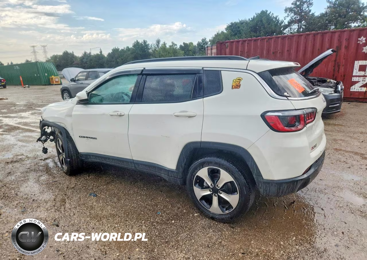 2018 Jeep Compass Latitude VIN:3C4NJCBB5JT102417 - 2