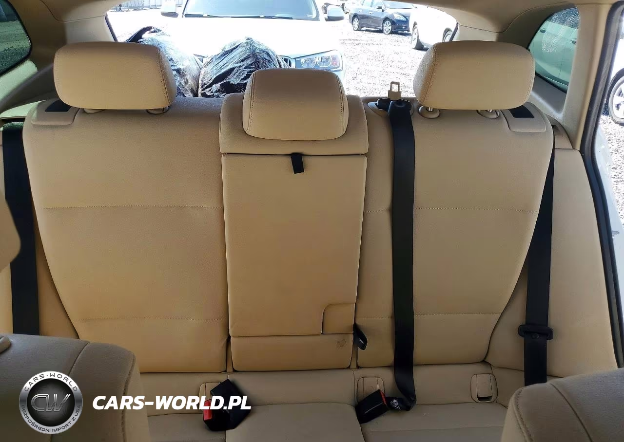 2014 BMW X1 Sdrive28I VIN:WBAVM1C54EVW55437 - 10