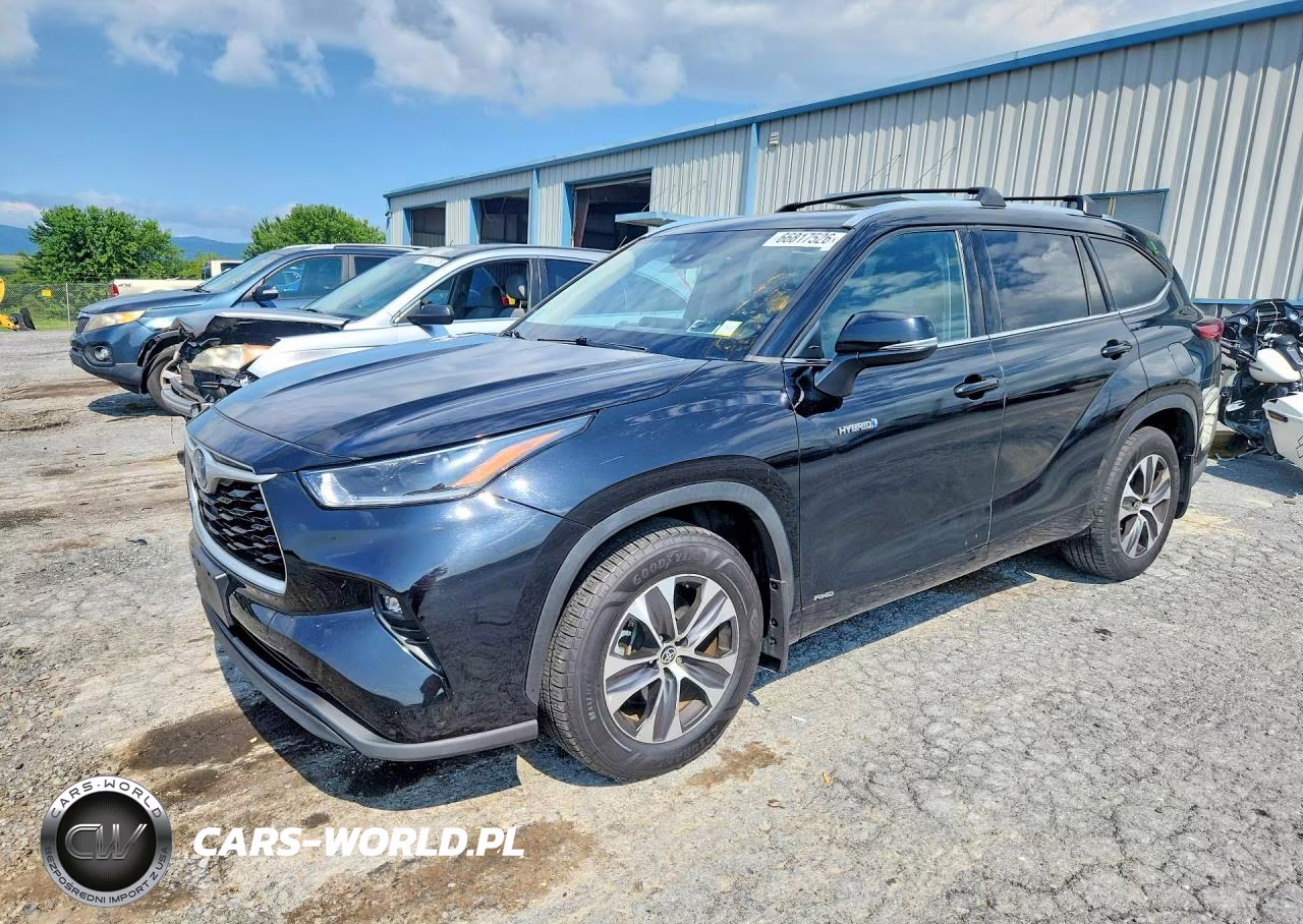 2021 Toyota Highlander Hybrid Xle