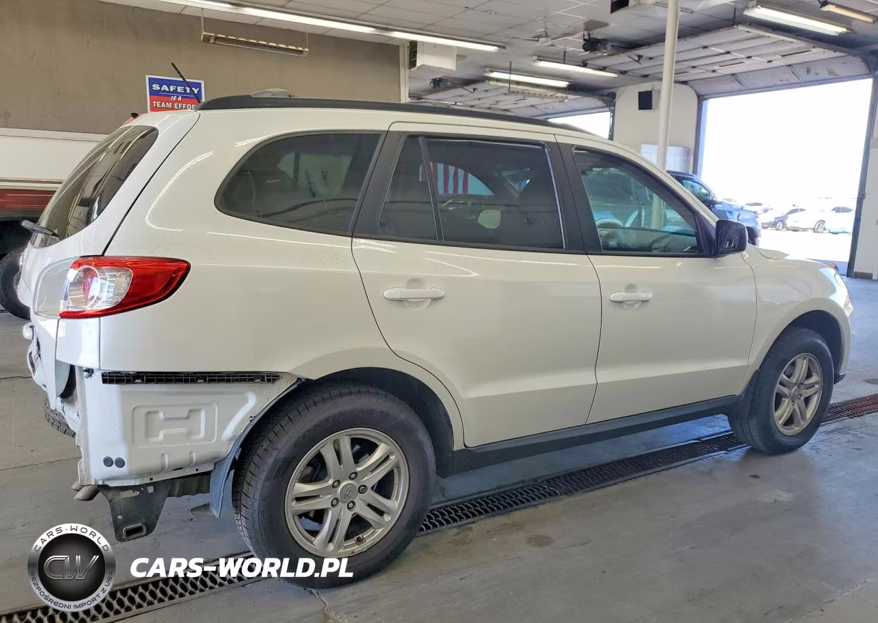 2012 Hyundai Santa Fe Gls VIN:5XYZGDAG9CG123865 - 3
