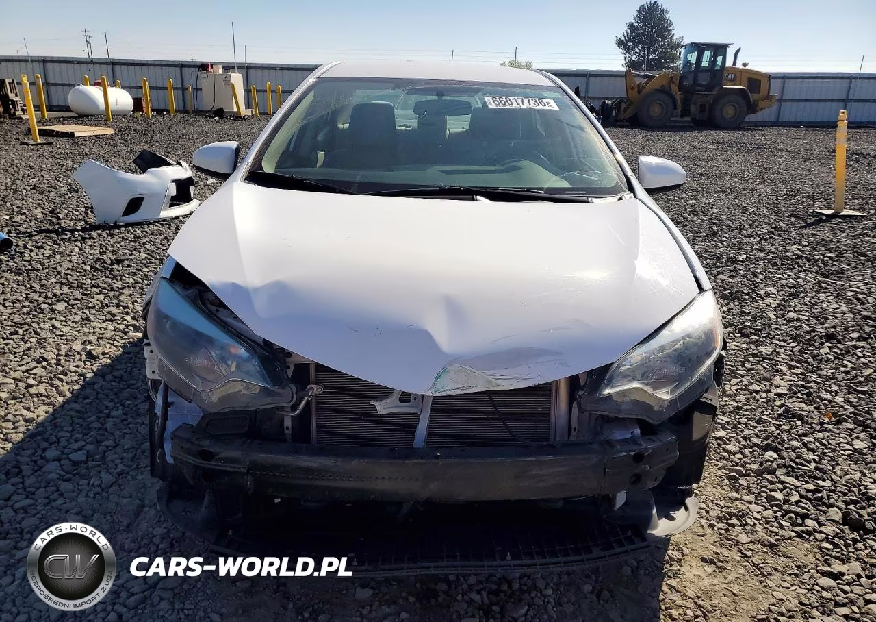 2015 Toyota Corolla Le VIN:2T1BURHE5FC283981 - 5