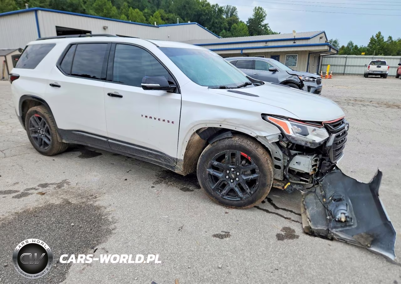 2018 Chevrolet Traverse Premier VIN:1GNEVJKW0JJ114646 - 4