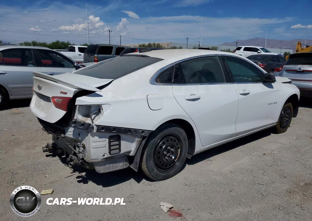 2019 Chevrolet Malibu Rs VIN:1G1ZG5ST6KF221585 - 3