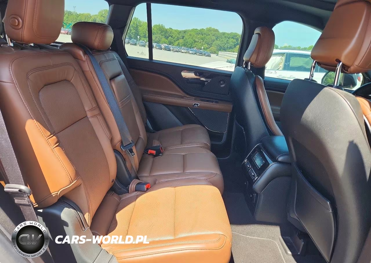 2020 Lincoln Aviator Reserve VIN:5LM5J7WC9LGL21990 - 11