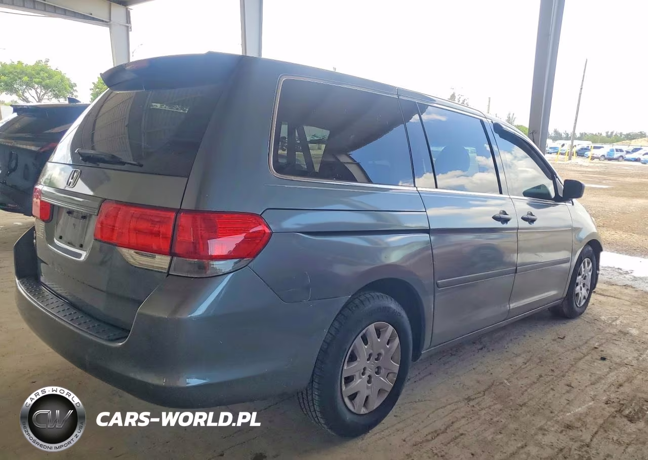 2008 Honda Odyssey Lx VIN:5FNRL38298B065741 - 3