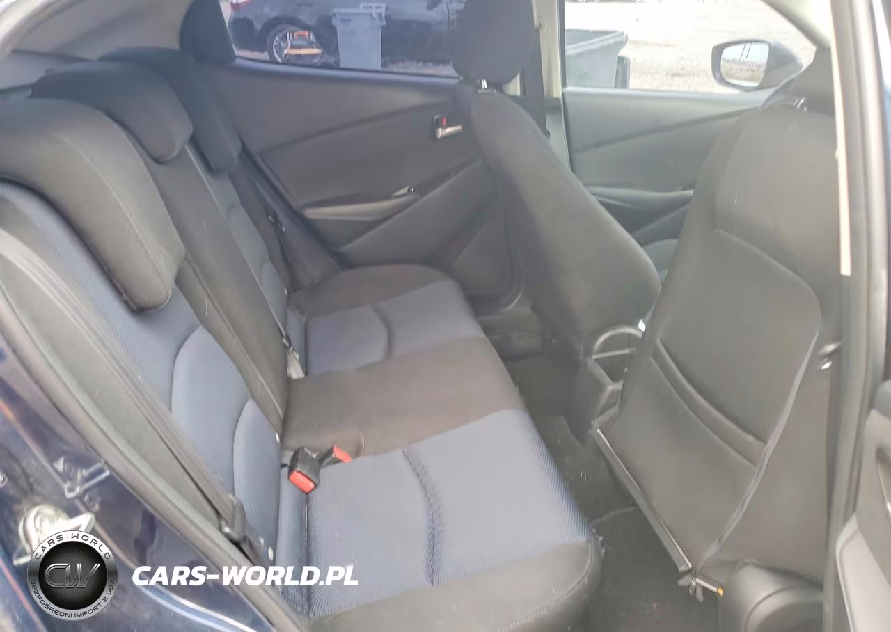 2017 Toyota Yaris Ia Base VIN:3MYDLBYV2HY156600 - 10