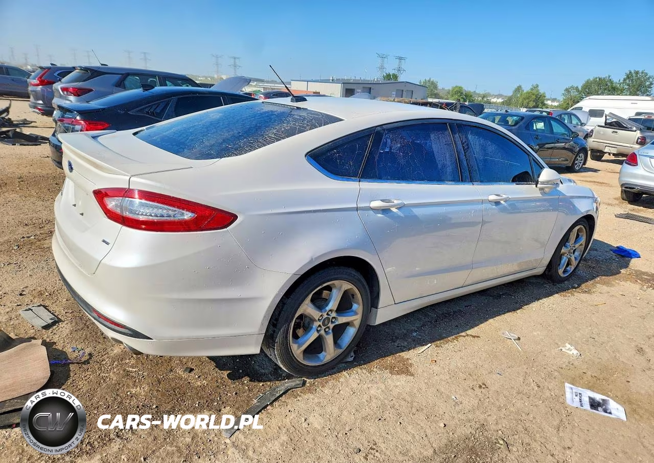 2015 Ford Fusion Se VIN:3FA6P0H78FR142361 - 3