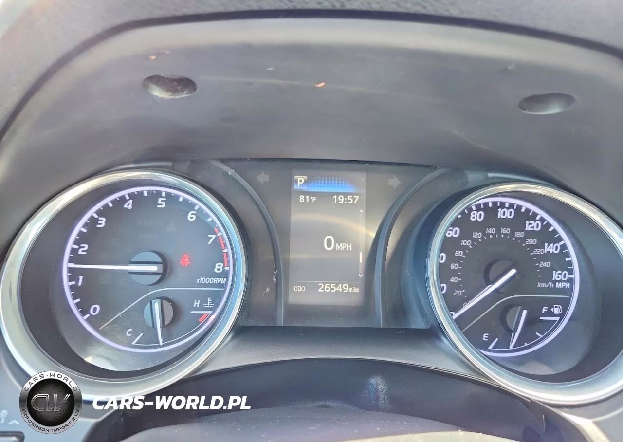 2019 Toyota Camry Le VIN:4T1B11HK3KU245481 - 9