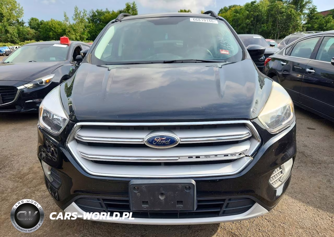 2018 Ford Escape Se VIN:1FMCU9GD6JUC40786 - 5