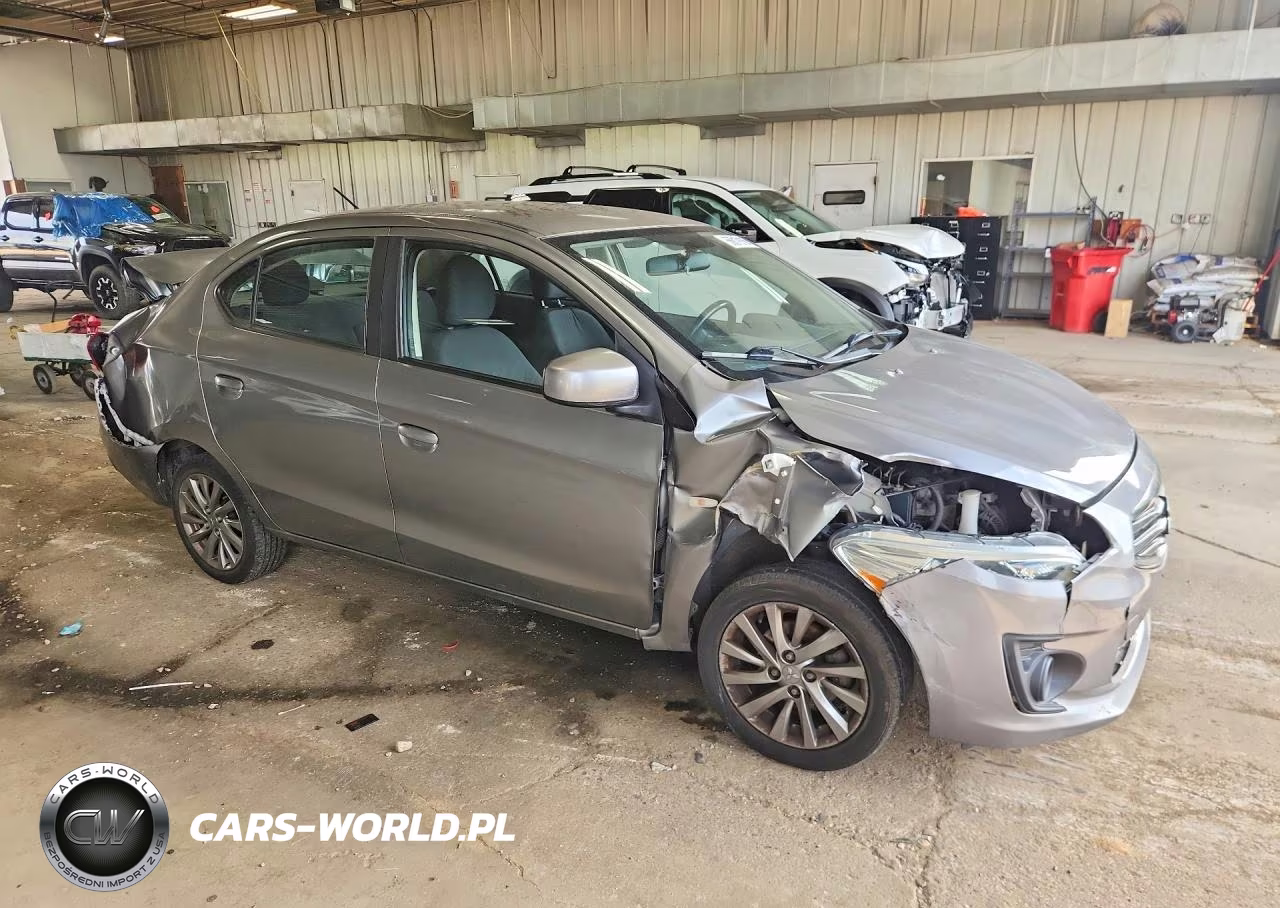 MITSUBISHI MIRAGE G4 VIN:ML32F3FJ8JHF01977 - 4