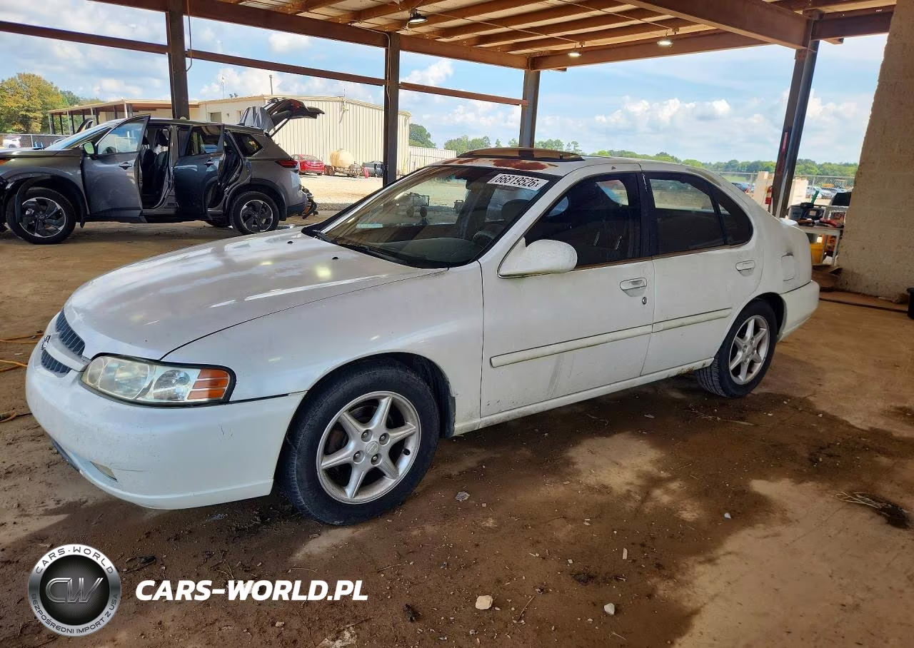 2001 Nissan Altima Xe