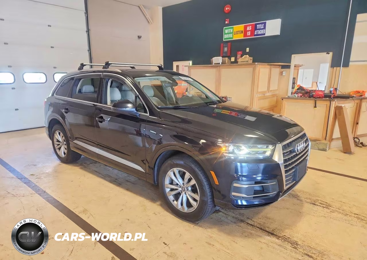 2017 Audi Q7 3.0T Premium VIN:WA1LAAF78HD043696 - 4