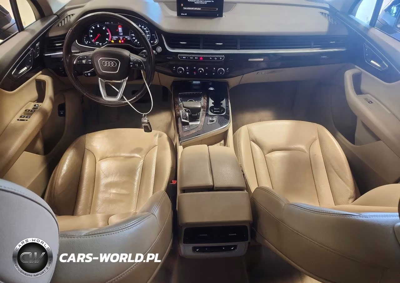 2017 Audi Q7 3.0T Premium VIN:WA1LAAF78HD043696 - 8