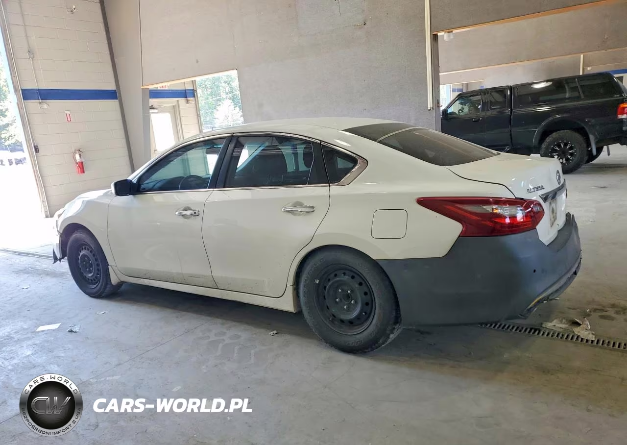 2018 Nissan Altima 2.5 S VIN:1N4AL3AP3JC128716 - 2