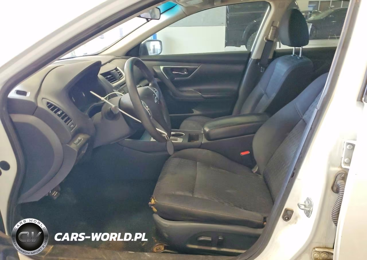 2018 Nissan Altima 2.5 S VIN:1N4AL3AP3JC128716 - 7