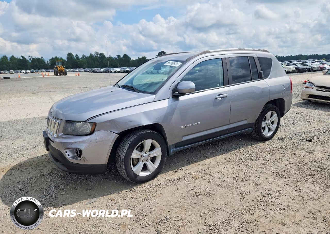 2016 Jeep Compass Latitude VIN:1C4NJCEB0GD704863 - 1