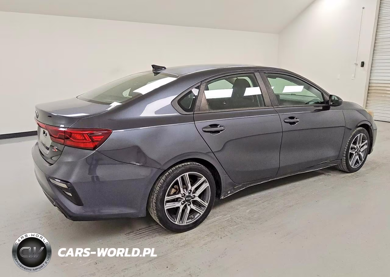 2019 Kia Forte S VIN:3KPF34AD8KE039911 - 3
