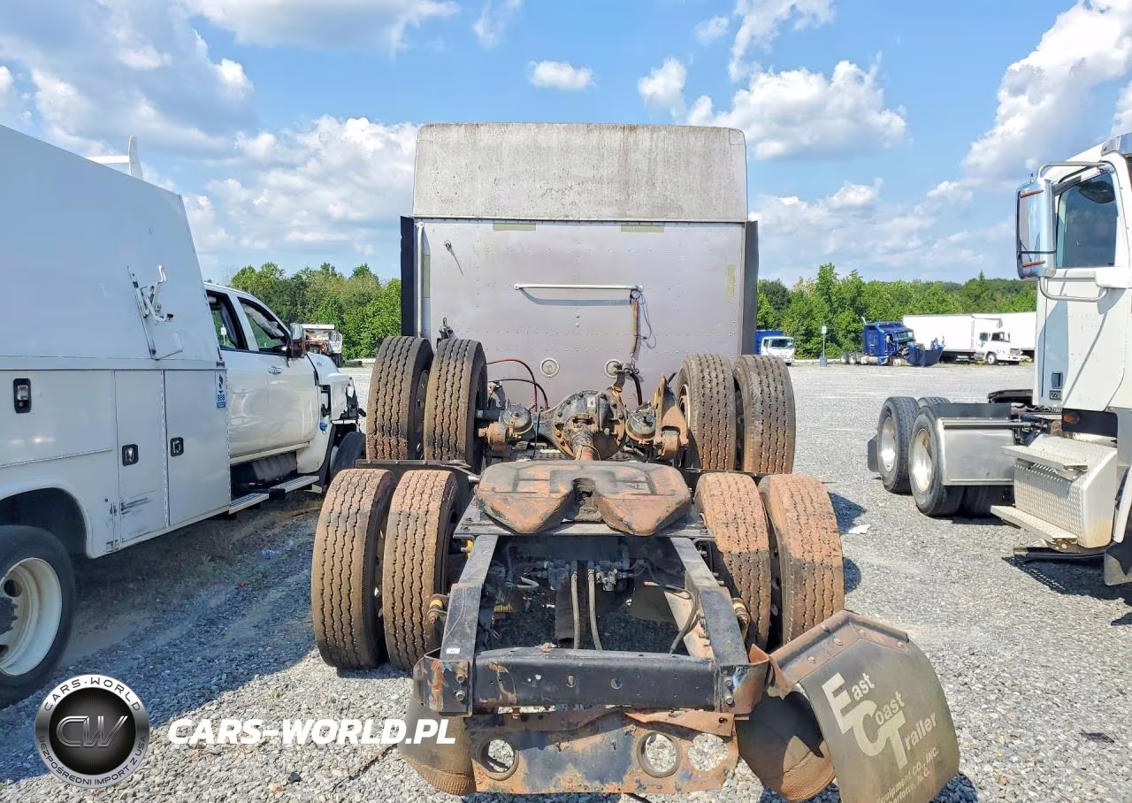 2005 International 9400 9400I - Semi Truck VIN:2HSCNSBR15C010727 - 6