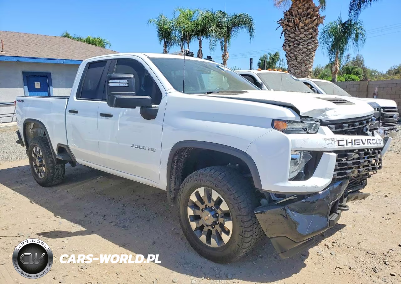 2021 Chevrolet Silverado K2500 Custom VIN:1GC5YME77MF279848 - 4