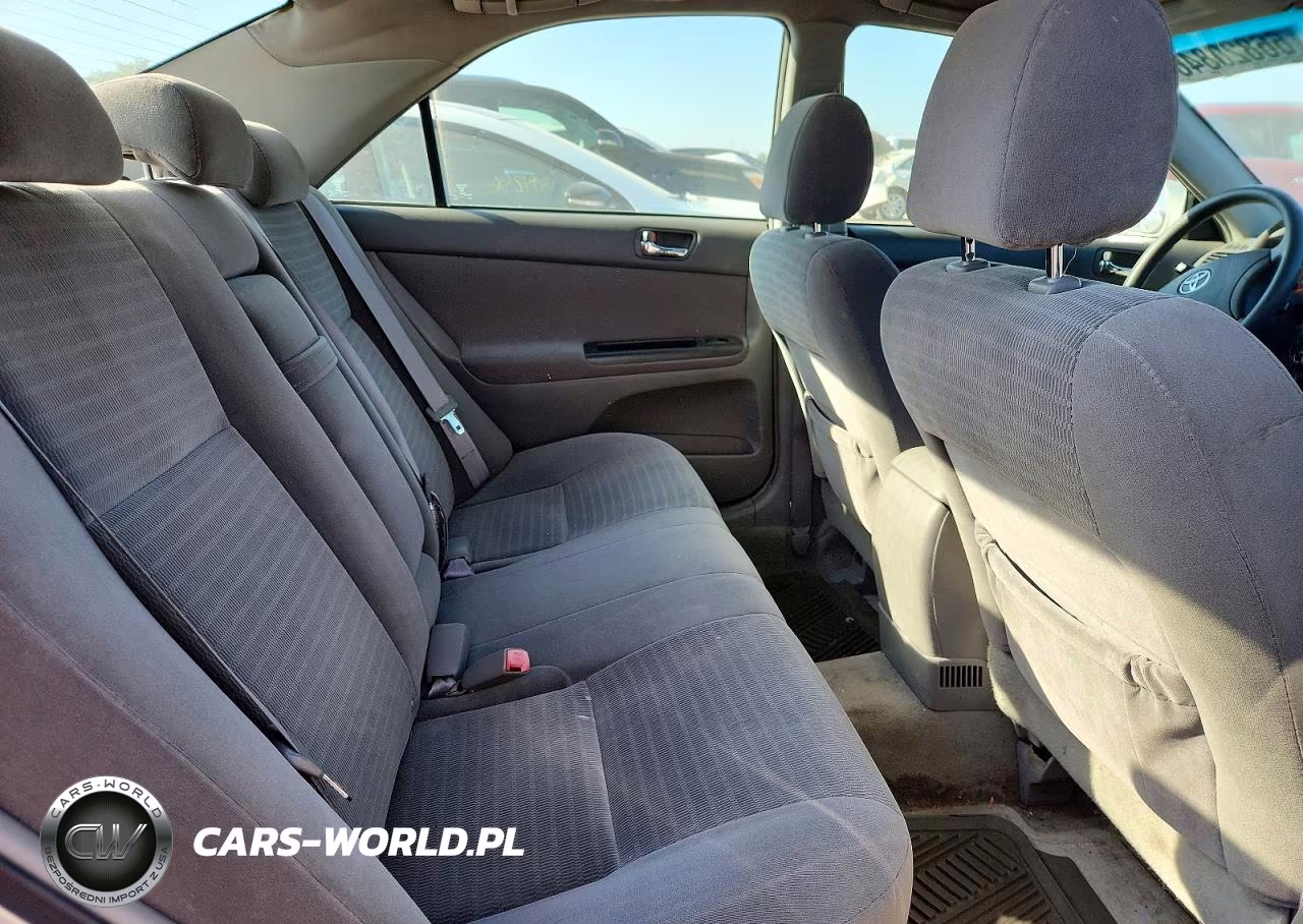 2005 Toyota Camry Le VIN:4T1BE32K35U509439 - 10