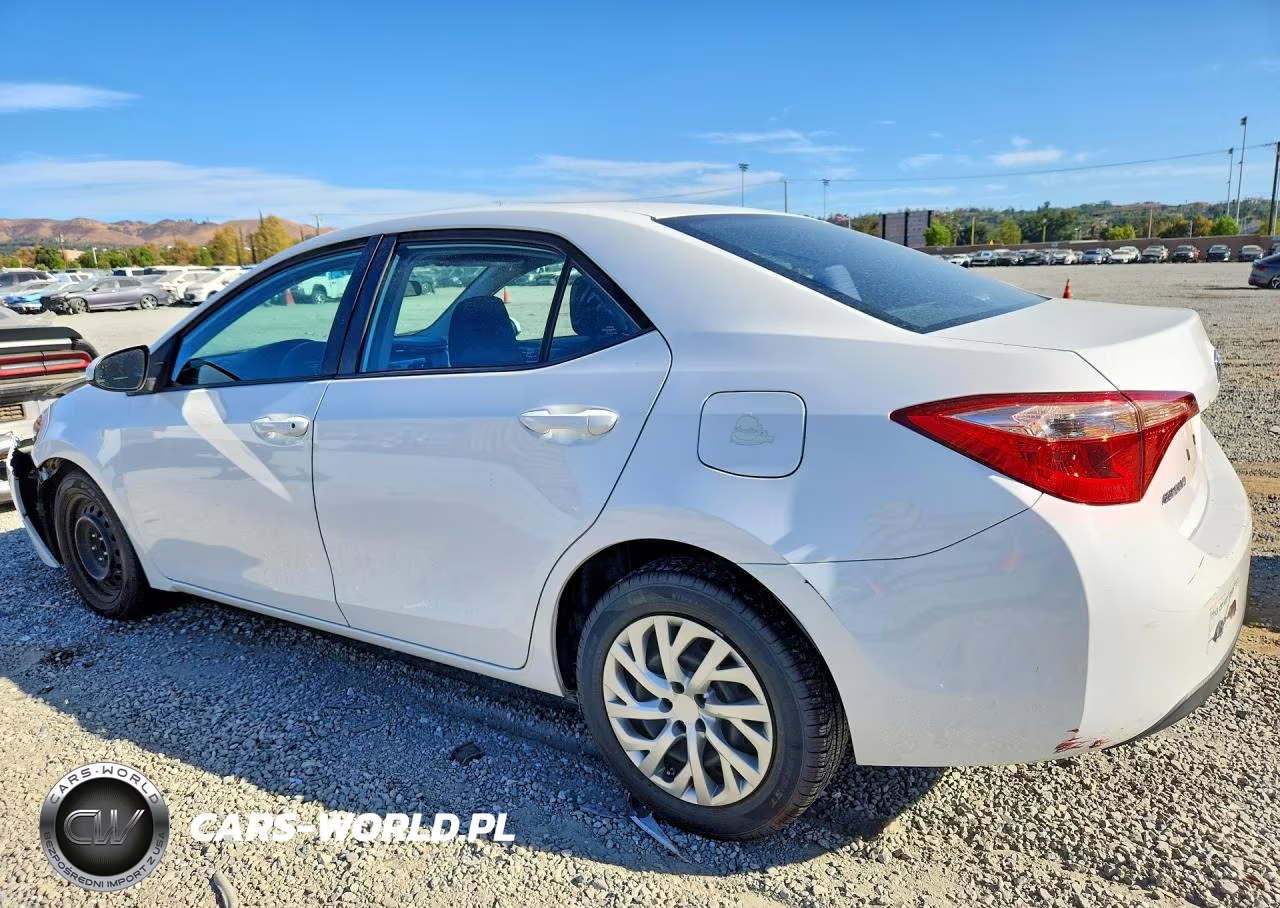 2019 Toyota Corolla Le VIN:5YFBURHE1KP931116 - 2