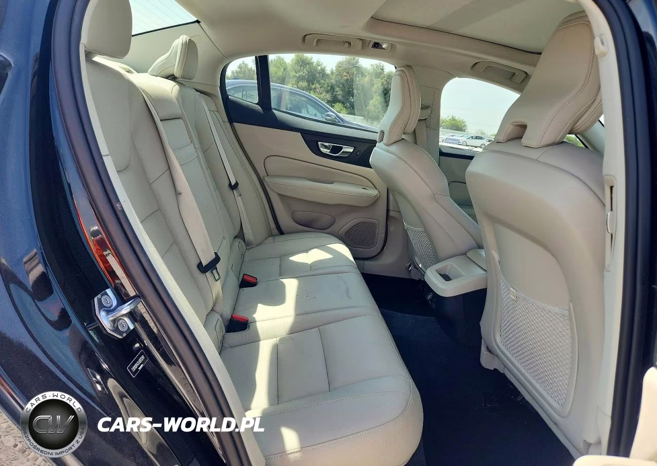 2020 Volvo S60 T5 Momentum VIN:7JR102FK7LG072349 - 10