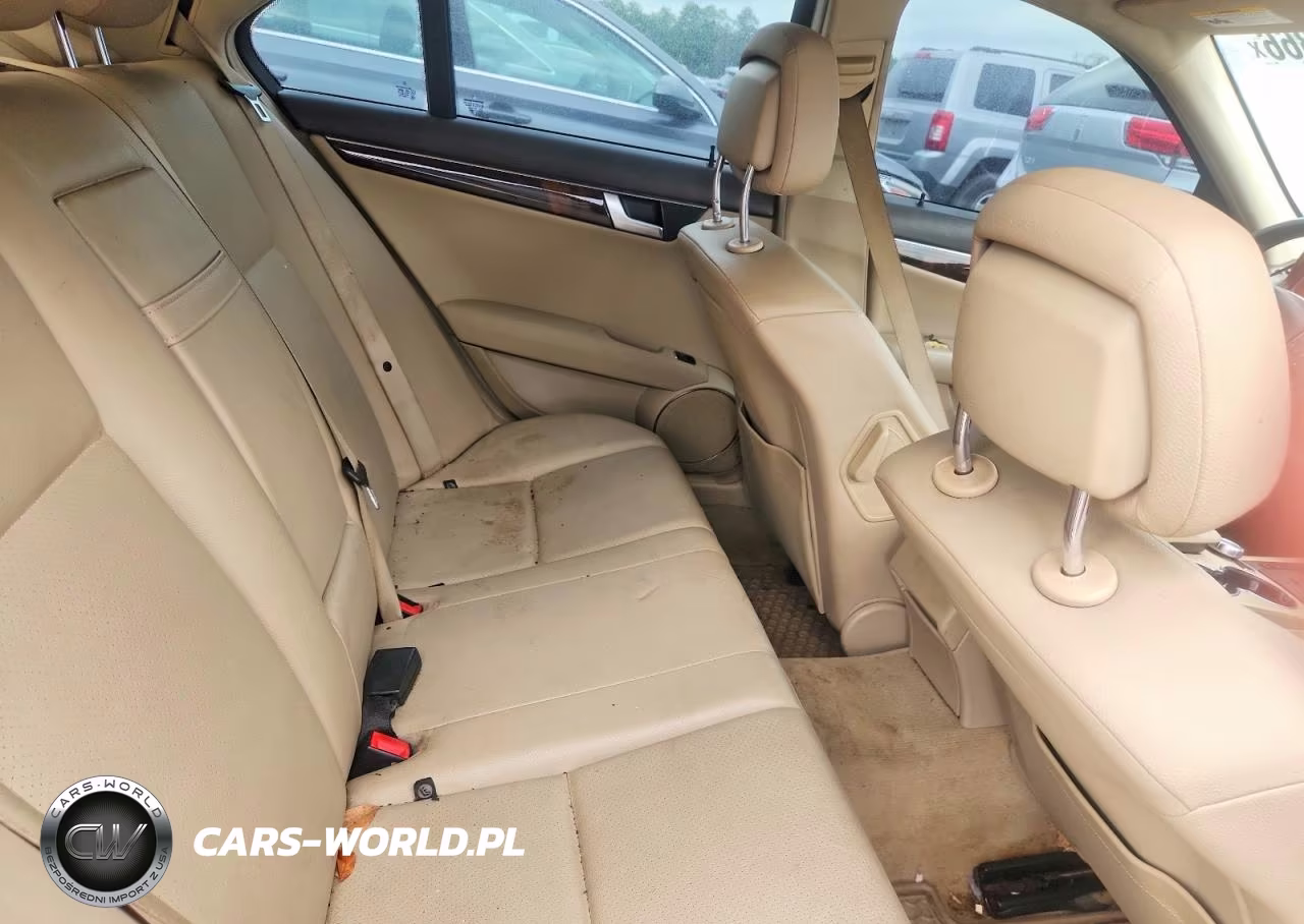 2012 Mercedes-Benz C 250 VIN:WDDGF4HB8CR191067 - 10