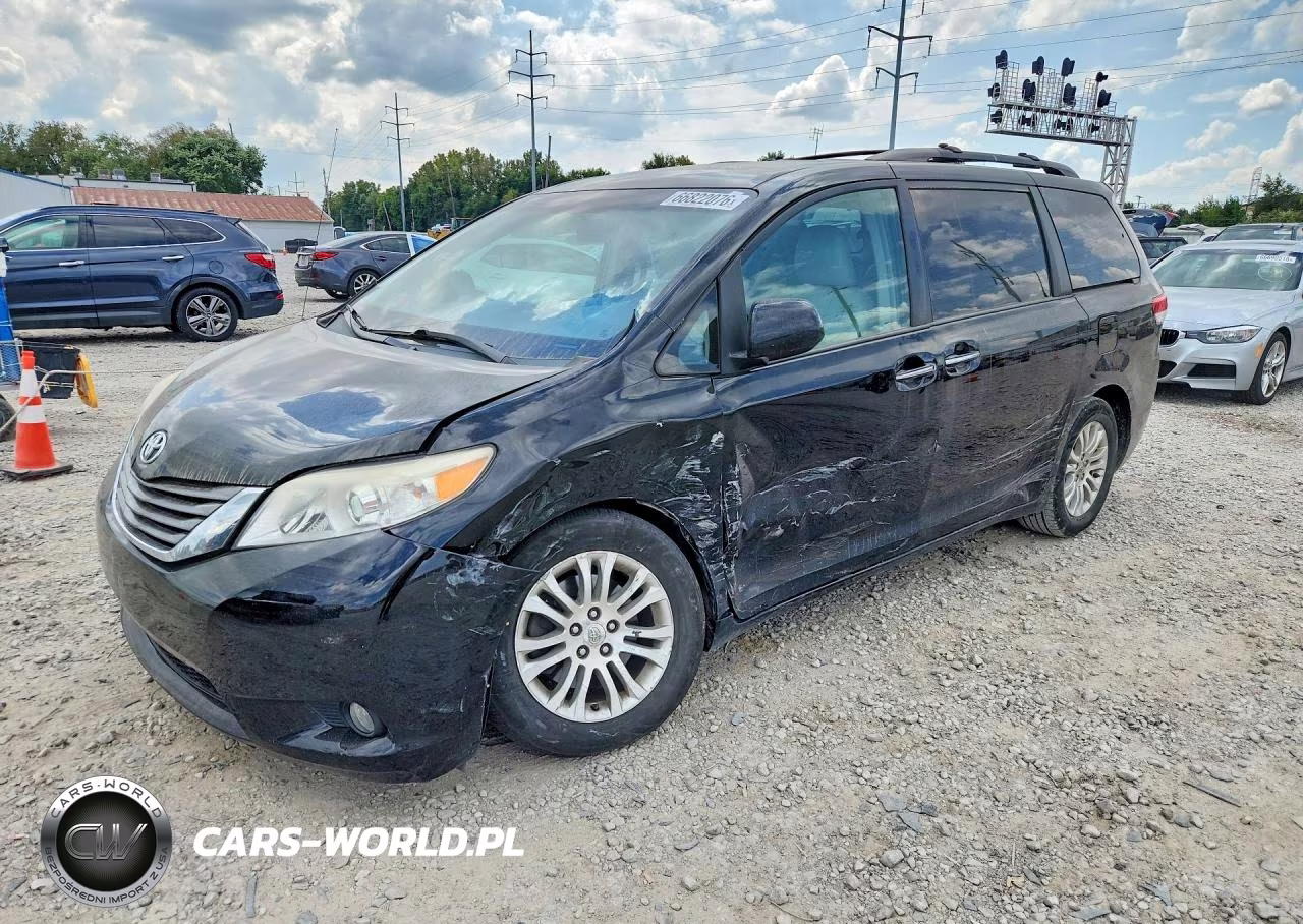 2012 Toyota Sienna Xle 8-Passenger VIN:5TDYK3DC3CS233858 - 1