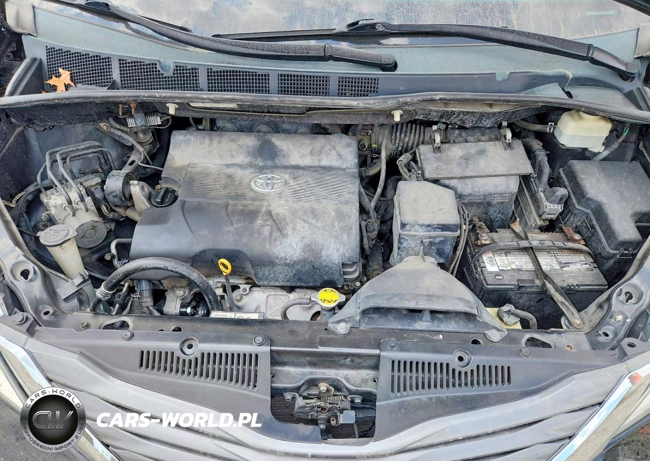 2012 Toyota Sienna Xle 8-Passenger VIN:5TDYK3DC3CS233858 - 12