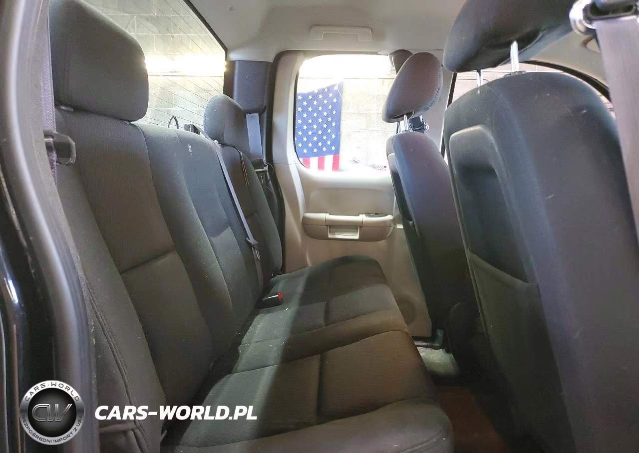 2011 Chevrolet Silverado C1500 VIN:1GCRCPEX3BZ267273 - 10