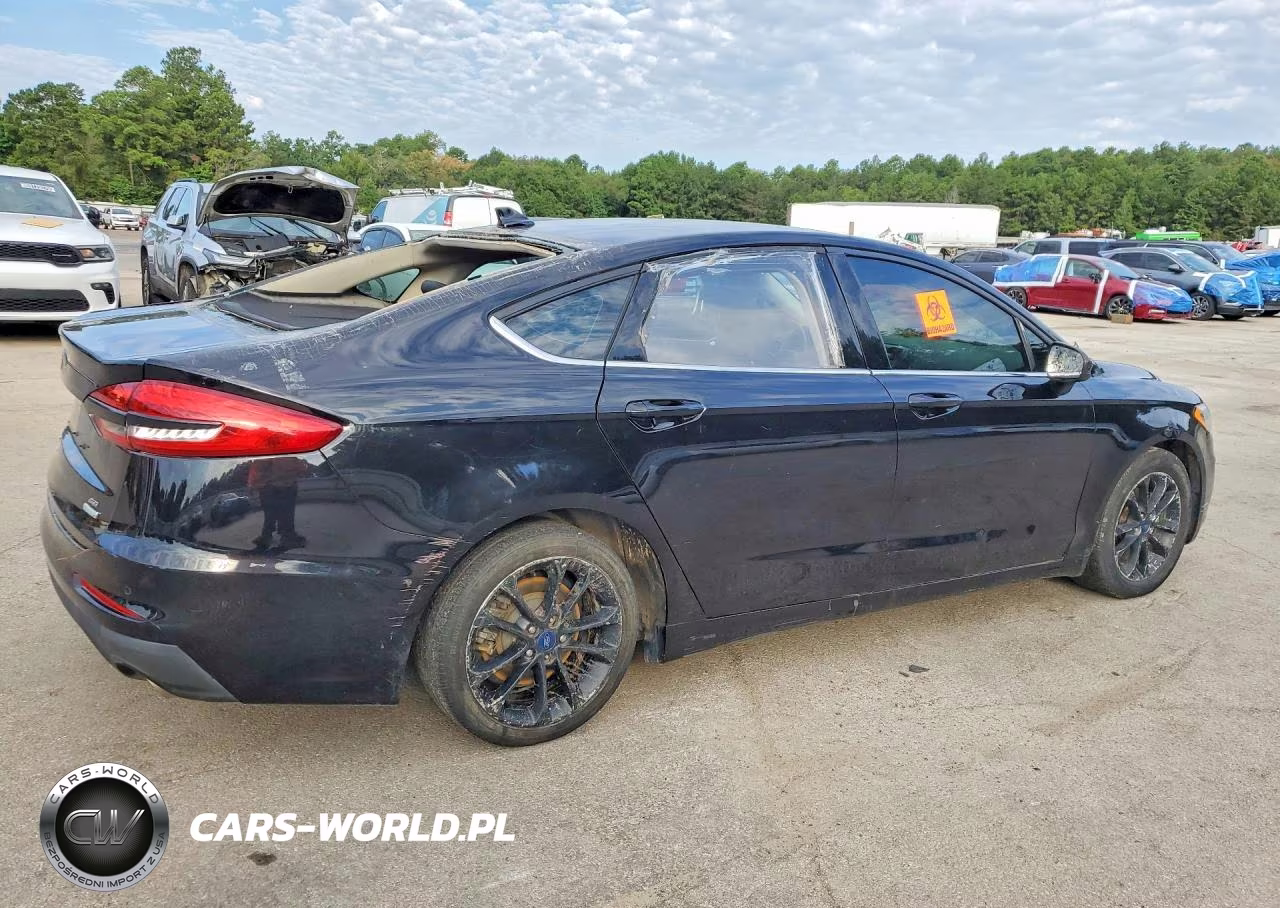 2020 Ford Fusion Se VIN:3FA6P0HD1LR251682 - 3