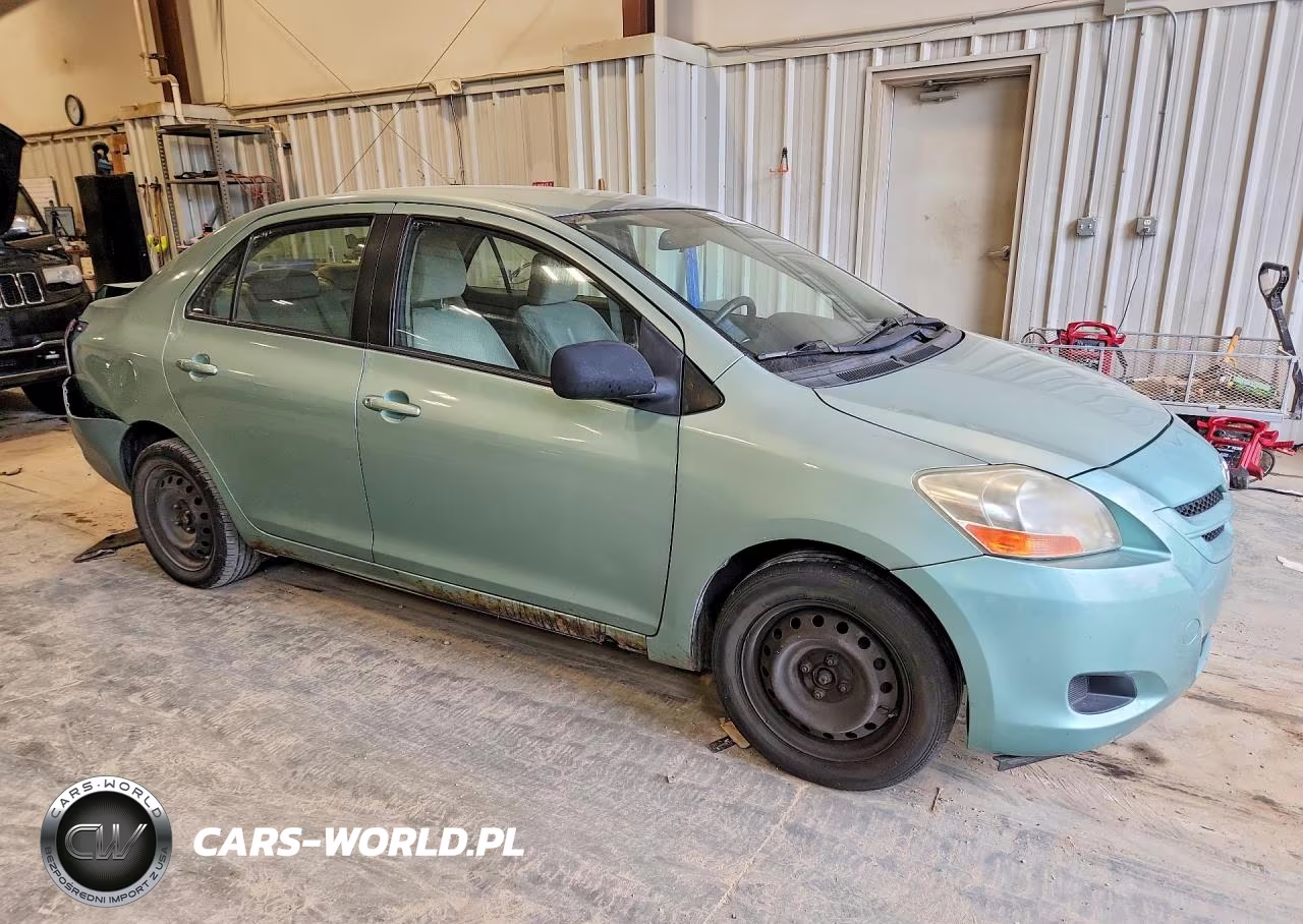 2008 Toyota Yaris Base VIN:JTDBT923381231279 - 4