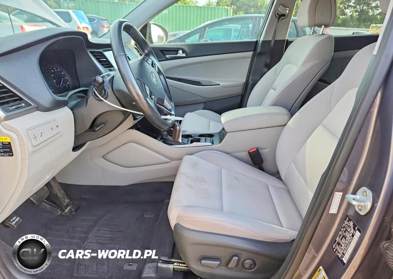 2018 Hyundai Tucson Value VIN:KM8J3CA26JU776376 - 7