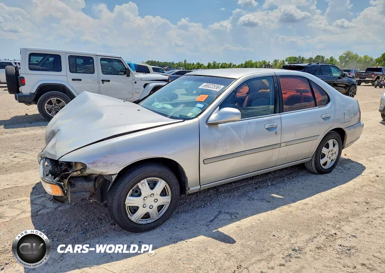 1999 Nissan Altima Xe