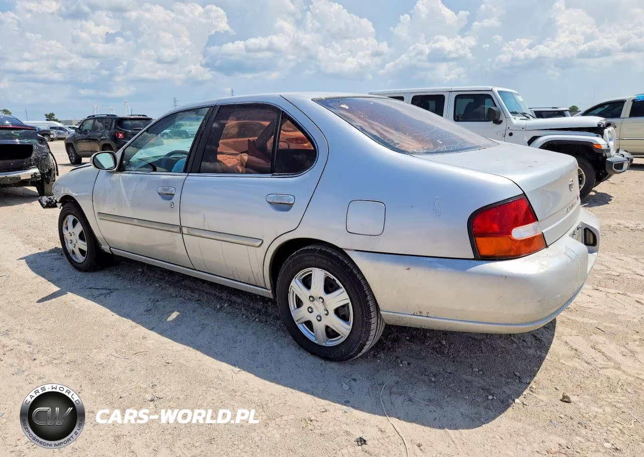 1999 Nissan Altima Xe VIN:1N4DL01D8XC258694 - 2