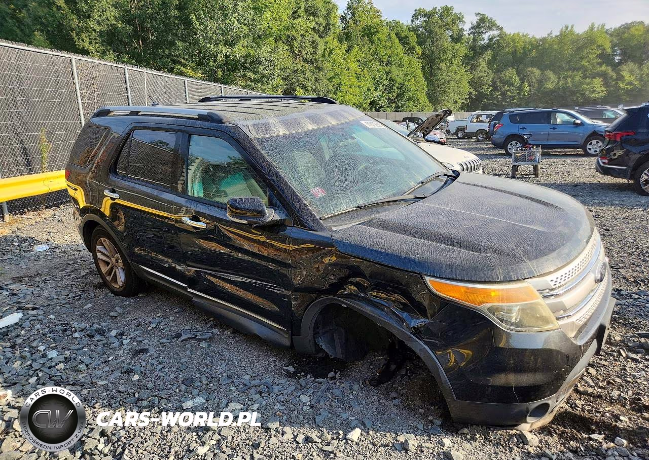 2014 Ford Explorer Xlt VIN:1FM5K7D88EGB32295 - 4
