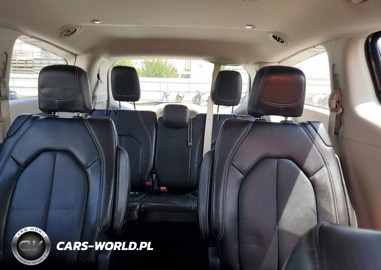 2021 Chrysler Voyager Lxi VIN:2C4RC1DG2MR527772 - 10