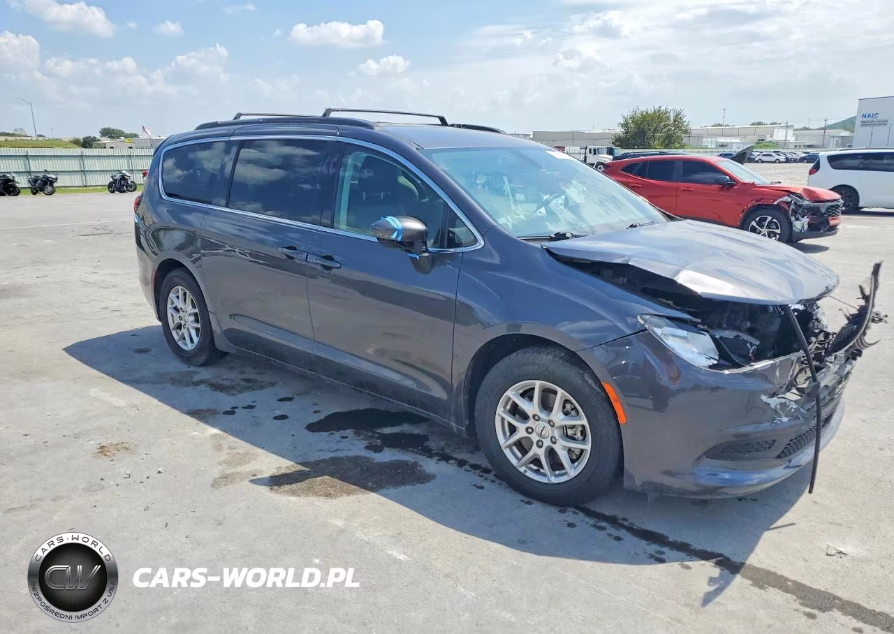 2021 Chrysler Voyager Lxi VIN:2C4RC1DG2MR527772 - 4