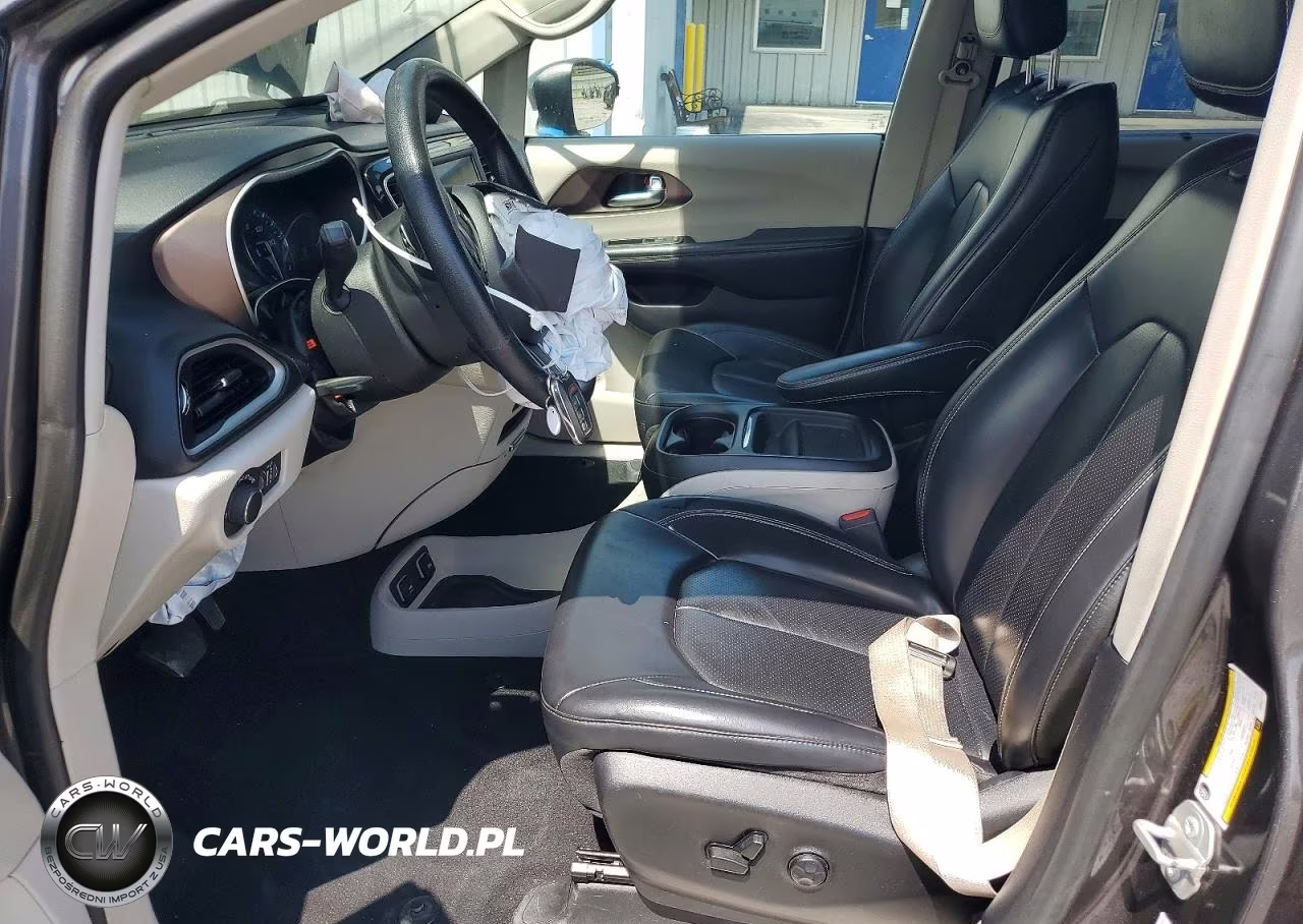 2021 Chrysler Voyager Lxi VIN:2C4RC1DG2MR527772 - 7