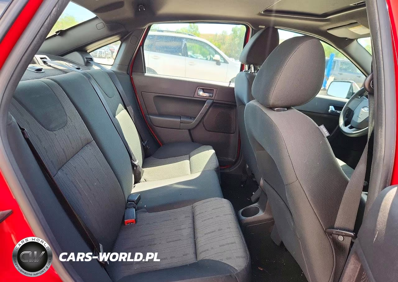 2008 Ford Focus Se VIN:1FAHP35N68W169944 - 10
