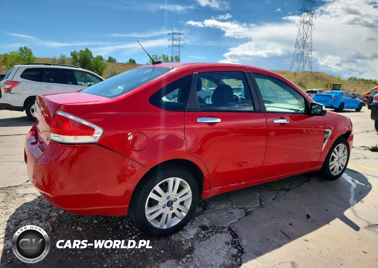 2008 Ford Focus Se VIN:1FAHP35N68W169944 - 3