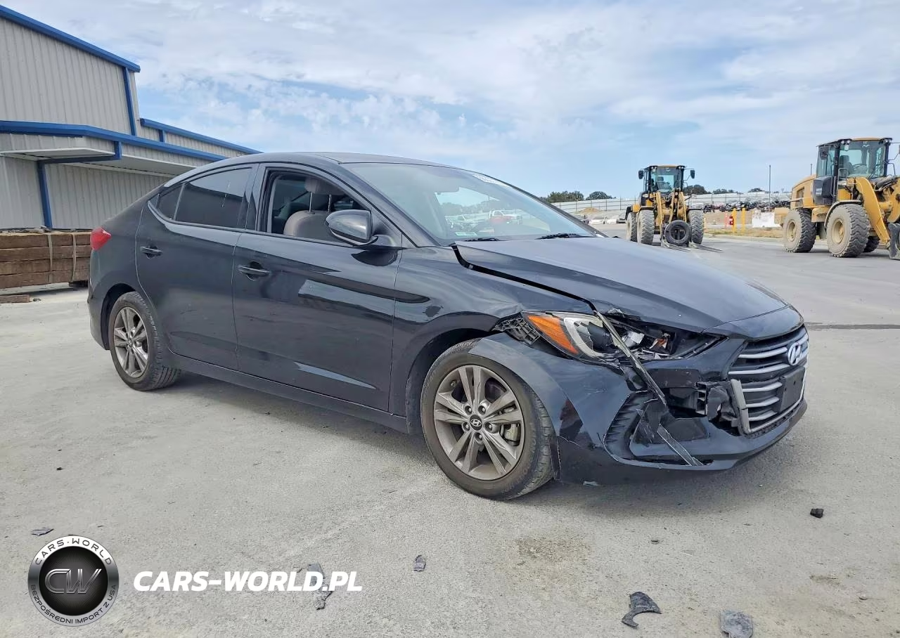 2018 Hyundai Elantra Sel VIN:5NPD84LF4JH223762 - 4