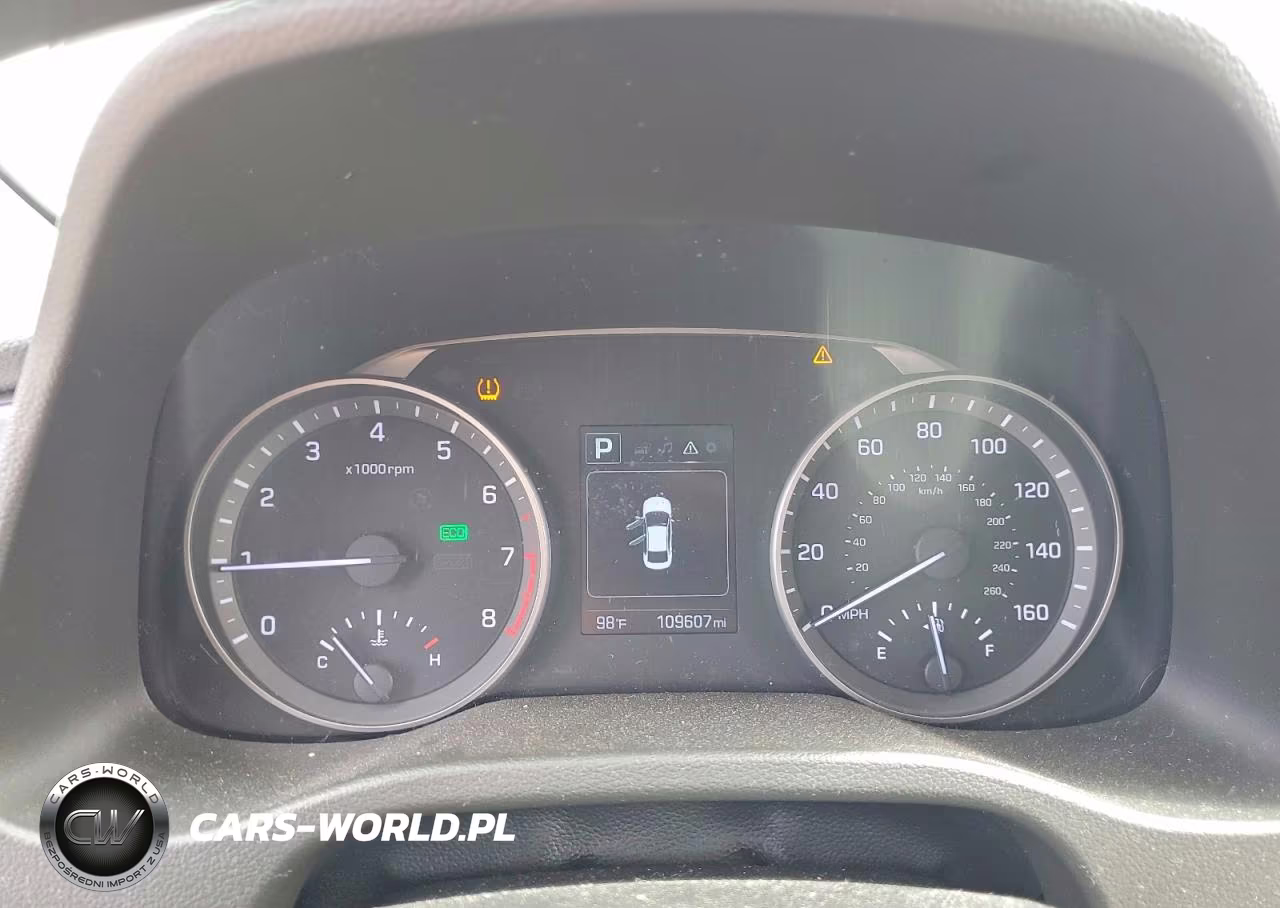 2018 Hyundai Elantra Sel VIN:5NPD84LF4JH223762 - 9