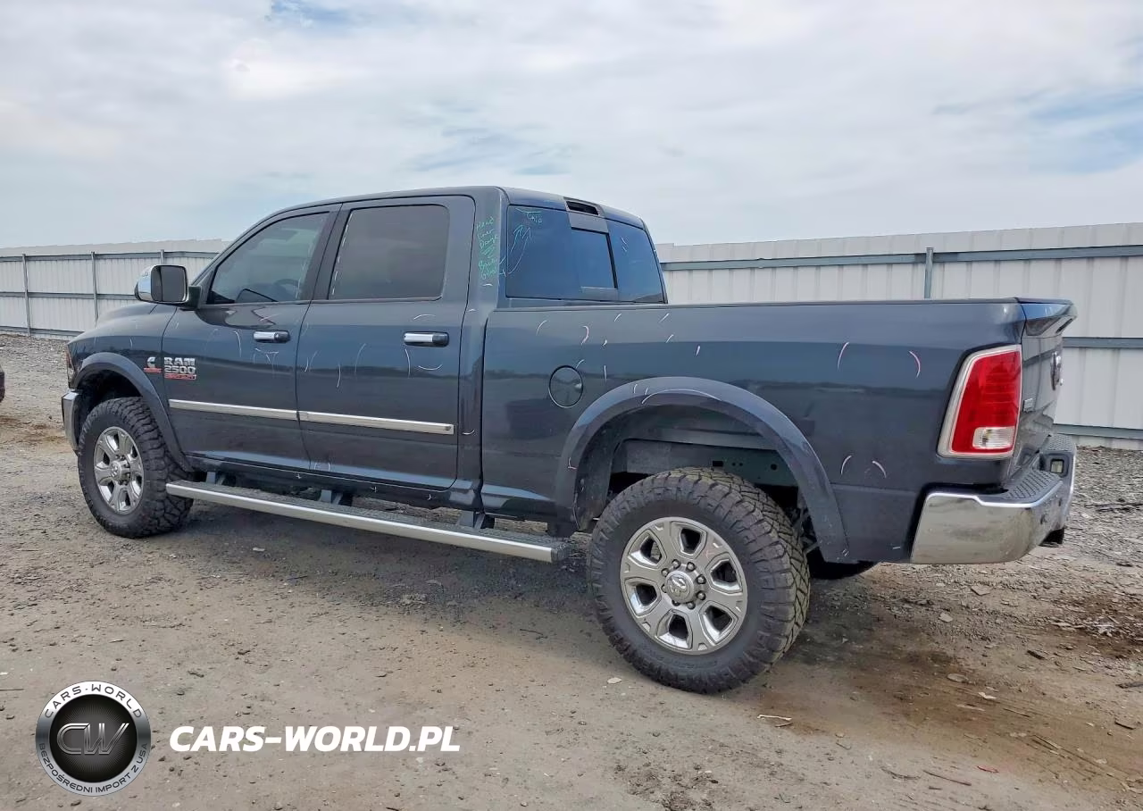 2015 Ram 2500 Laramie VIN:3C6UR5FL4FG615457 - 2