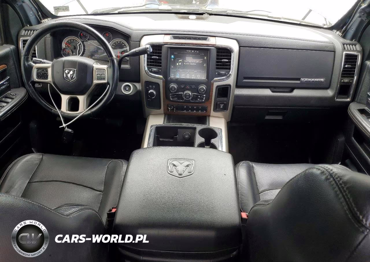2015 Ram 2500 Laramie VIN:3C6UR5FL4FG615457 - 8