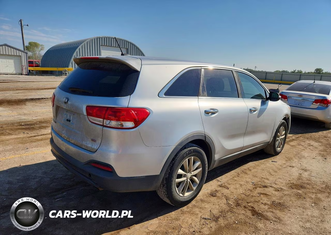 2016 Kia Sorento L VIN:5XYPG4A31GG155218 - 3