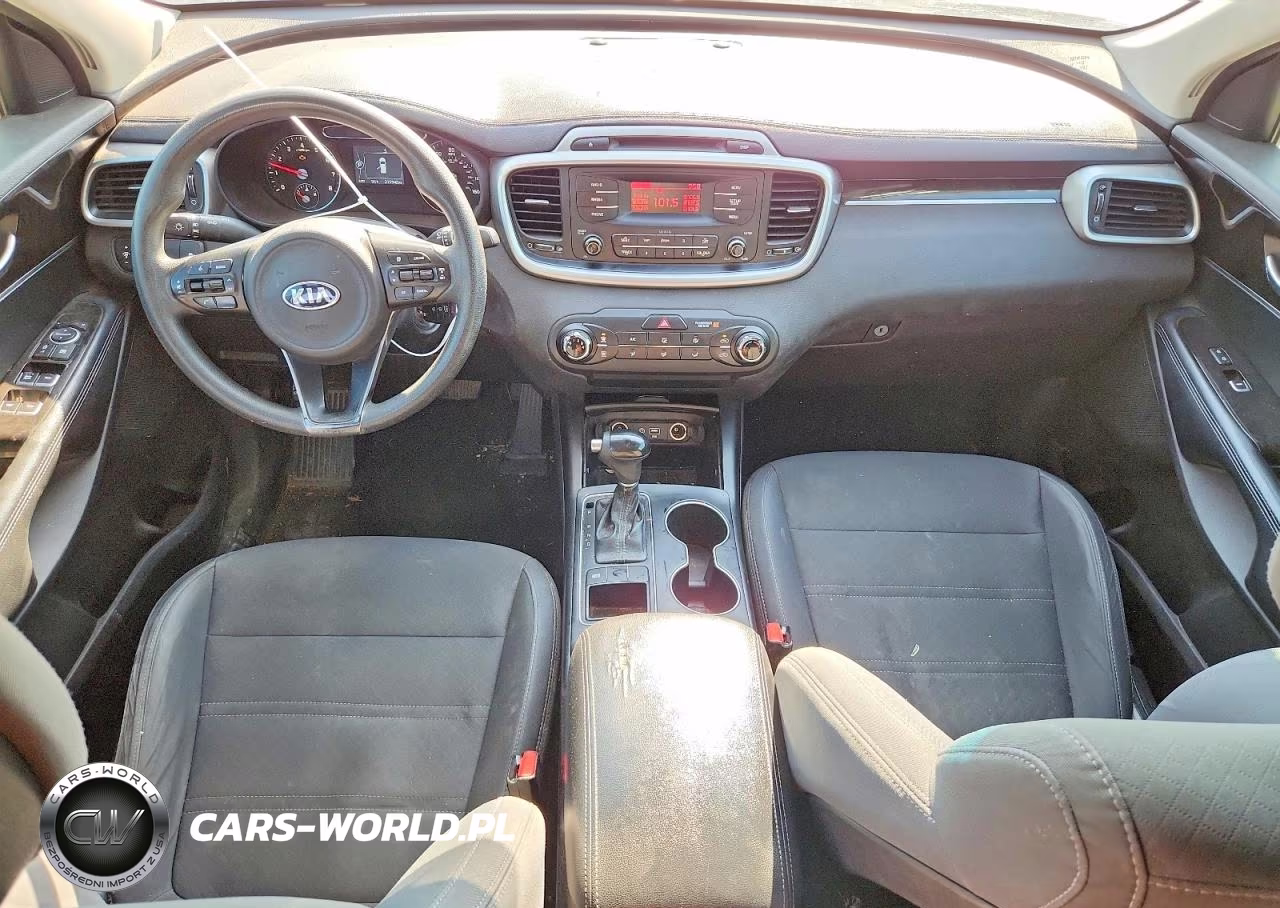 2016 Kia Sorento L VIN:5XYPG4A31GG155218 - 8