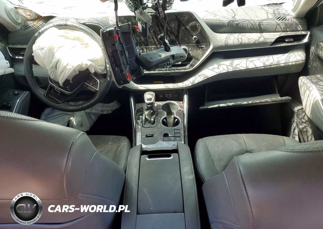 2024 Toyota Highlander Platinum VIN:5TDKDRAH7RS052712 - 8